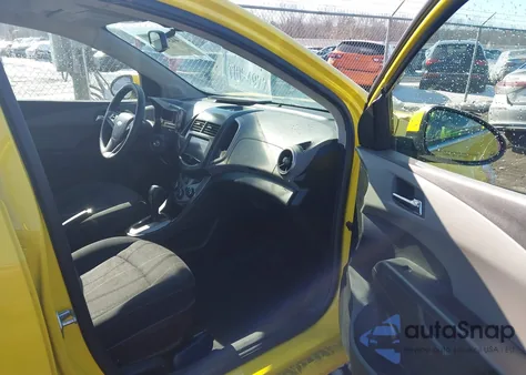 2016 Chevrolet Sonic Lt Auto from USA, damaged, VIN 1G1JC6SB8G4110142